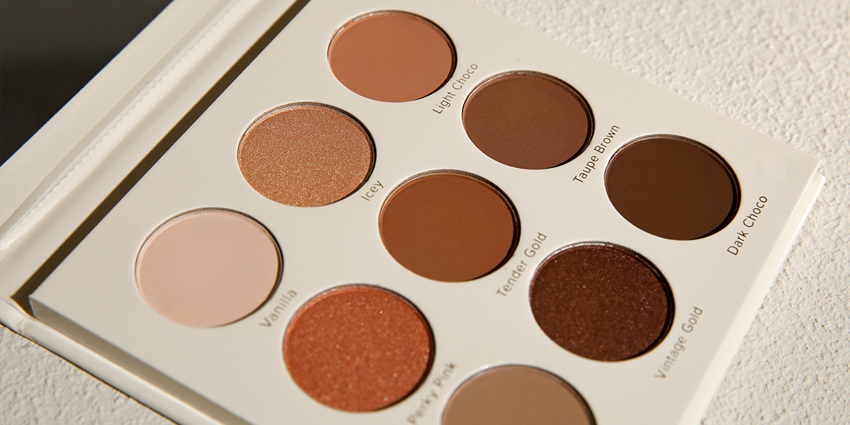 9 EASY TIPS TO APPLY EYESHADOW LIKE A PRO