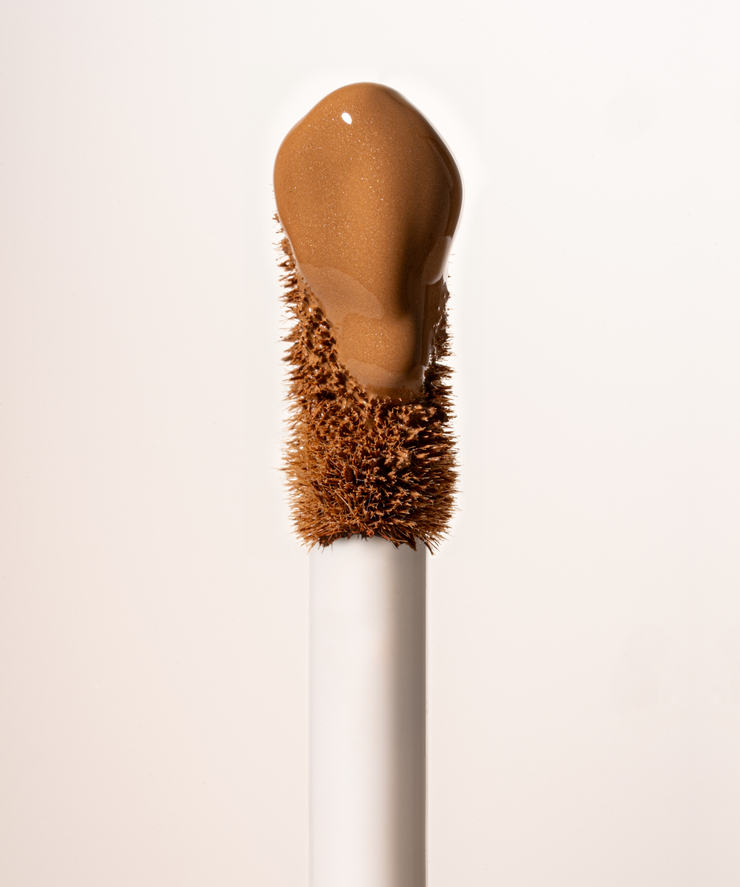 Brightening Concealer | Tan Foundation Brush