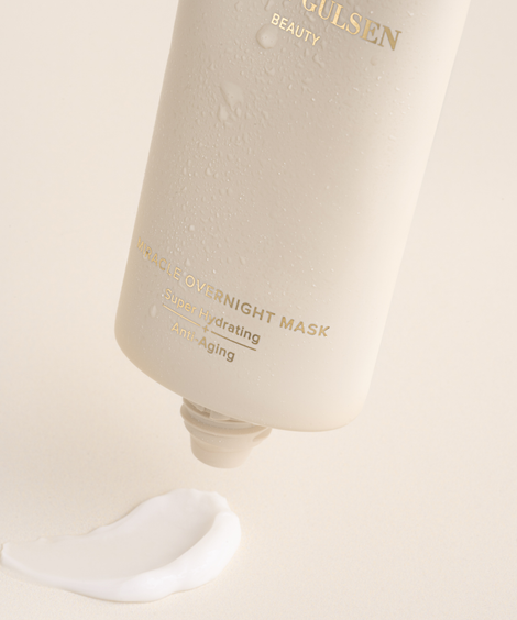 Intense Moisture Bundle Foundation Brush