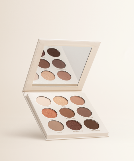 Hot Hot Baby Eyeshadow Palette Foundation Brush