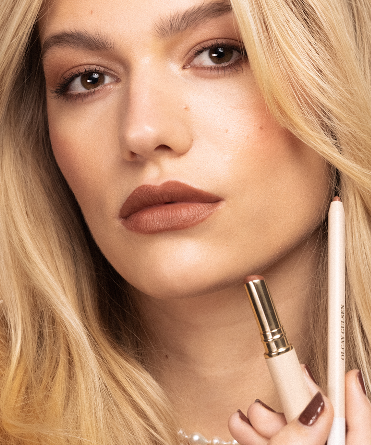 Lipstick & Lipliner | Baked Foundation Brush