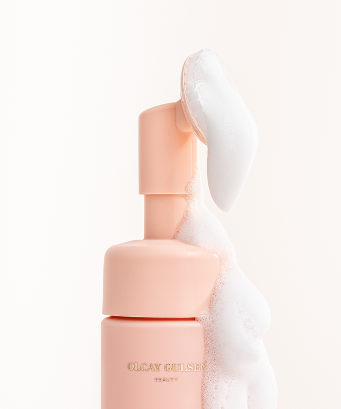 Wonder Lotion-to-Foam Cleanser
