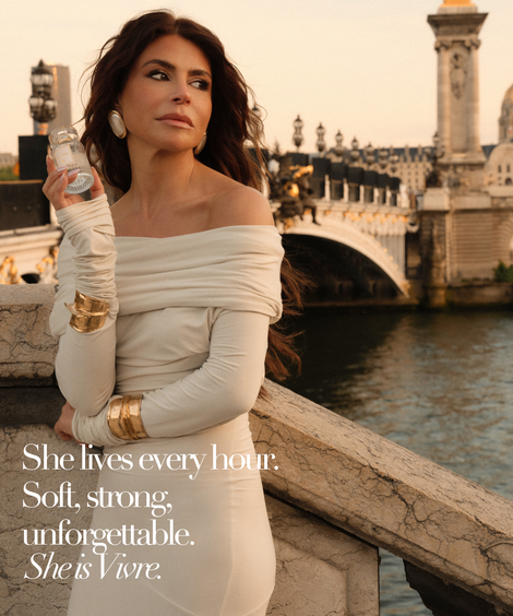 Vivre Eau De Parfum Foundation Brush