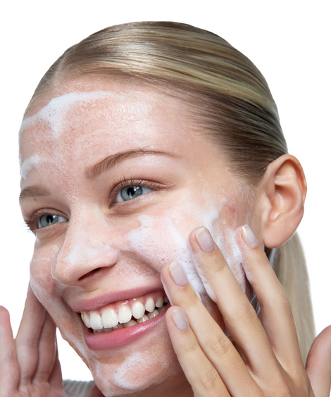 Wonder Lotion-to-Foam Cleanser Foundation Brush