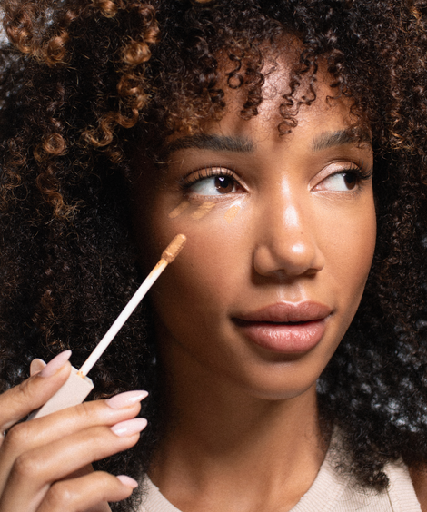 Brightening Concealer | Tan Foundation Brush