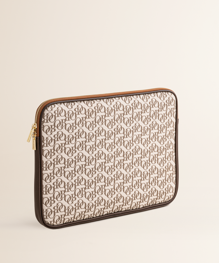 Jacquard Laptop Sleeve Foundation Brush