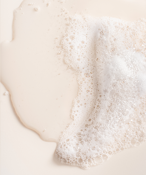 Wonder Lotion-to-Foam Cleanser Foundation Brush