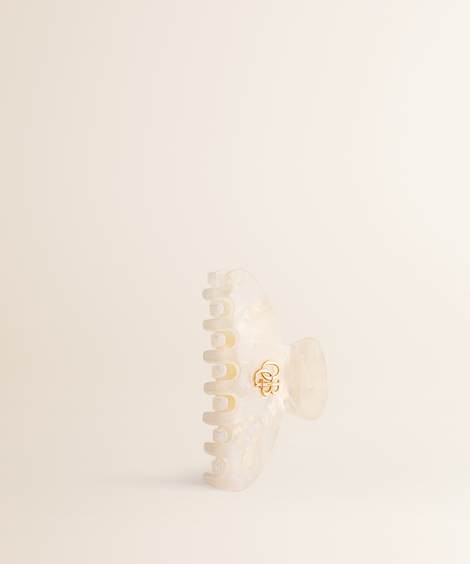 Shell Hair Clasp Foundation Brush