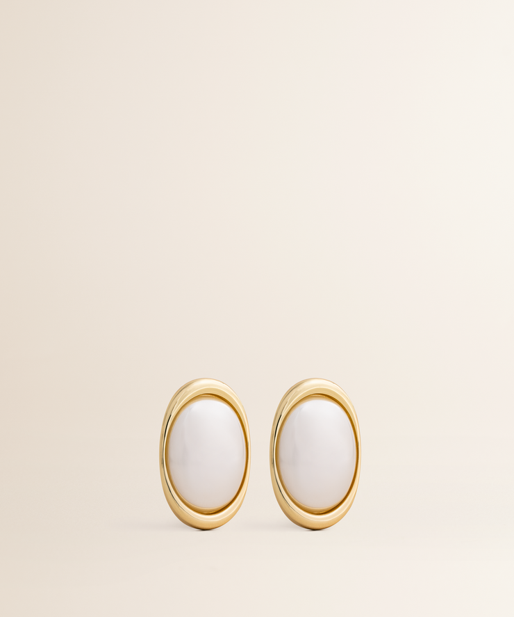 Perle Du Mer Earrings Foundation Brush