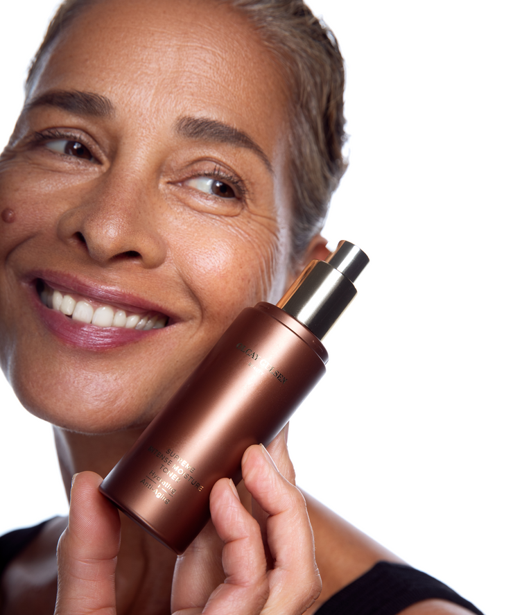 Supreme Intens Moisture Toner Foundation Brush