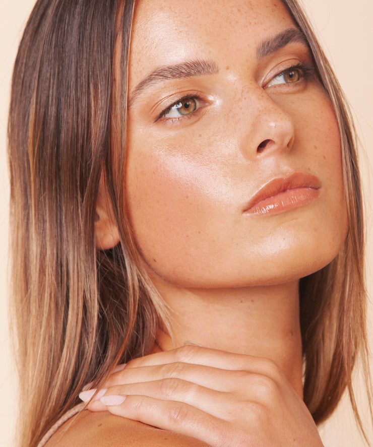 Airbrush Foundation | Medium Warm Foundation Brush