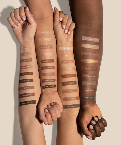 Hot Hot Baby Eyeshadow Palette Foundation Brush