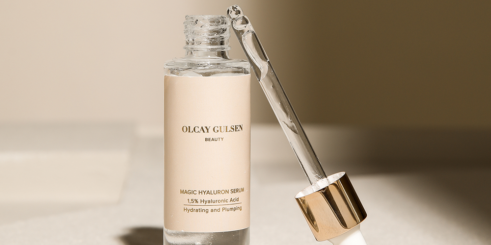 WHAT IS HYALURONIC ACID AND HOW DOES IT WORK?