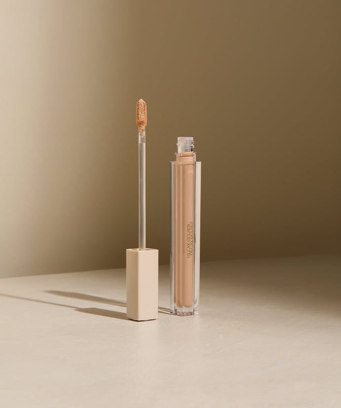 BRIGHT EYES LIFTING CONCEALER | LIGHT/MEDIUM