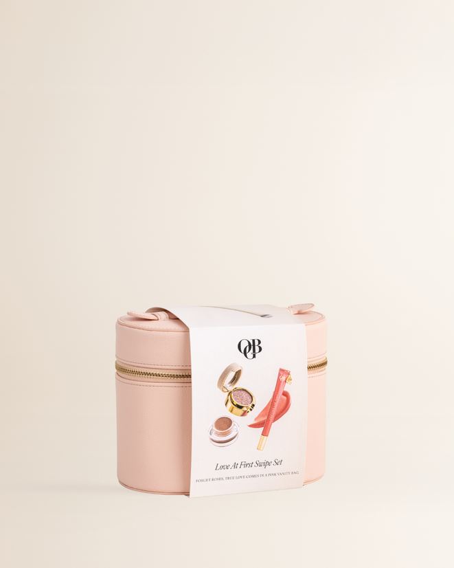 Love At First Swipe Set