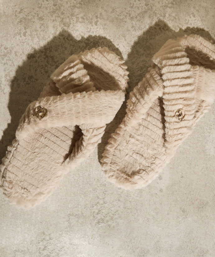 FURRY SLIPPERS